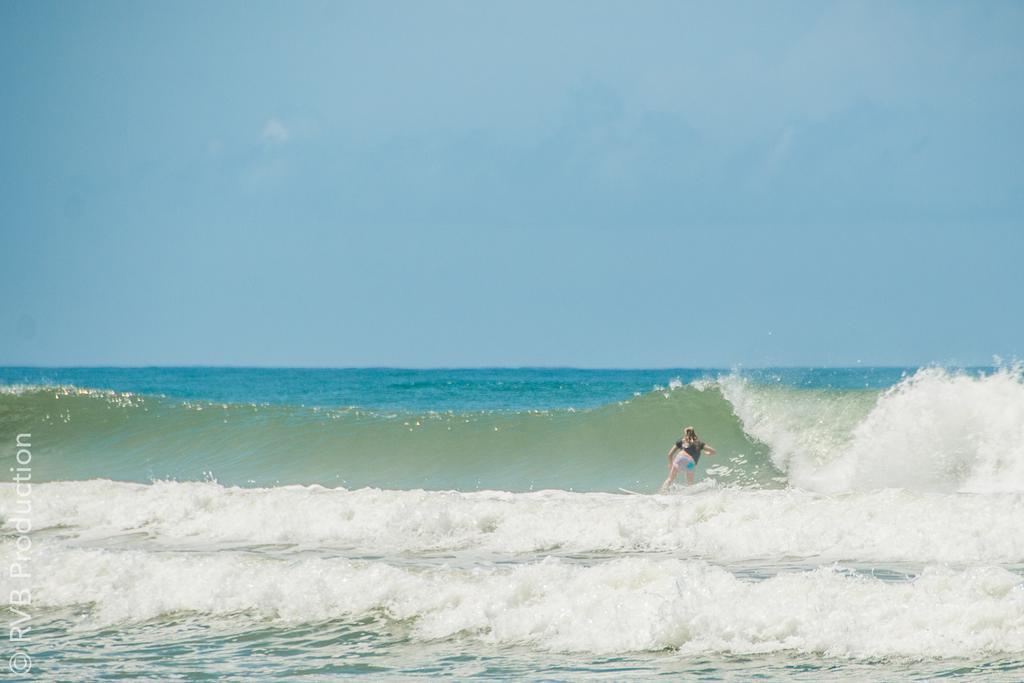 Hôtel Kame Surf Camp à Assinie Extérieur photo