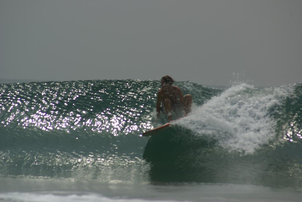 Hôtel Kame Surf Camp à Assinie Extérieur photo